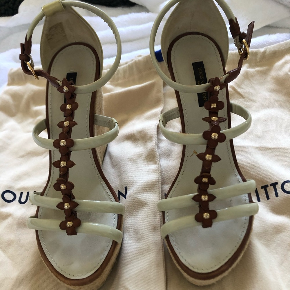 Louis Vuitton Floral Espadrille Wedges size 36